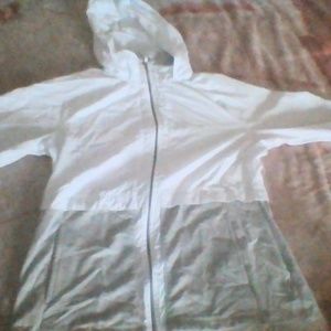 AVIA wind breaker